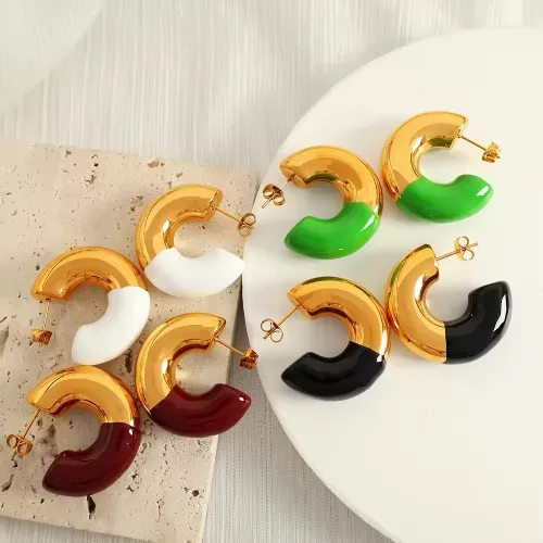 বিলাসবহুল কুলুঙ্গি কানের দুল