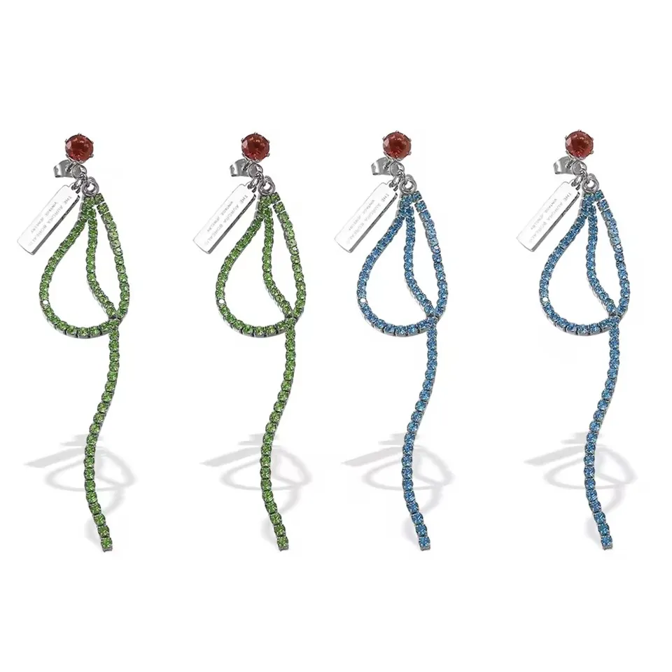 স্টেইনলেস স্টীল শত ব্যক্তিত্বের কানের দুল